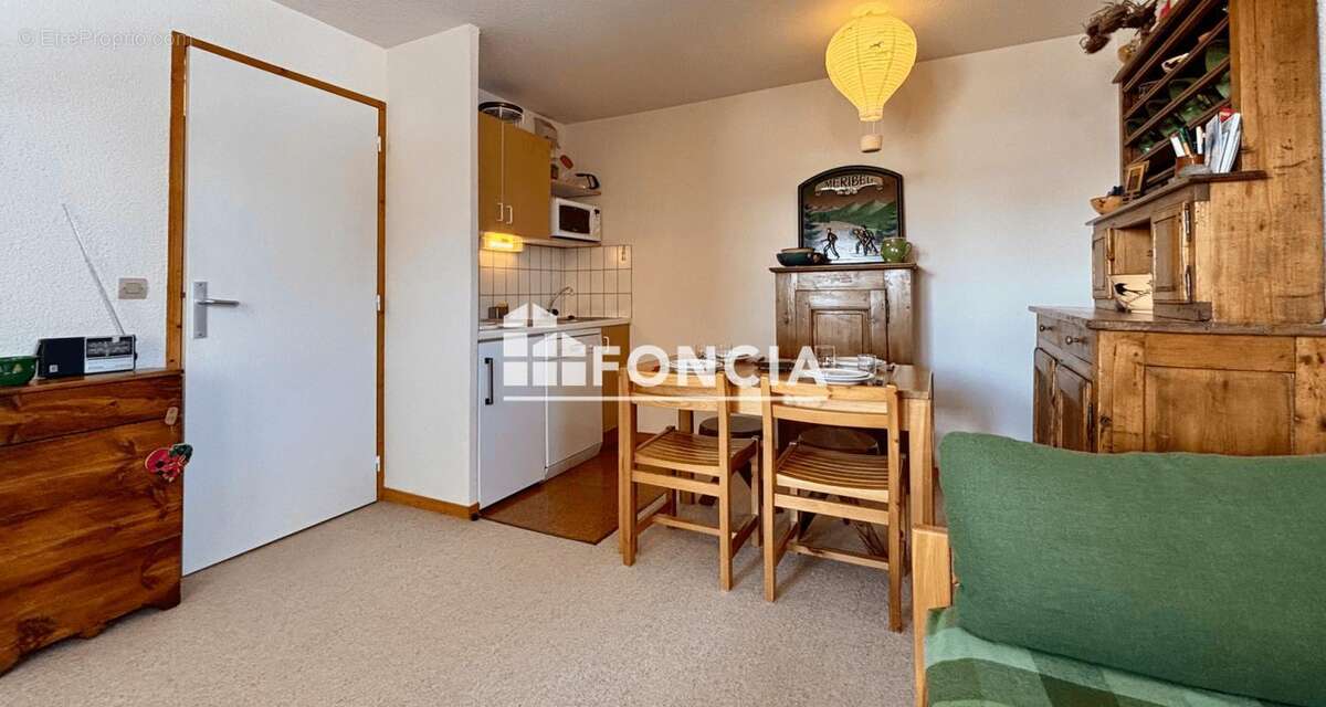 Appartement à LES ALLUES