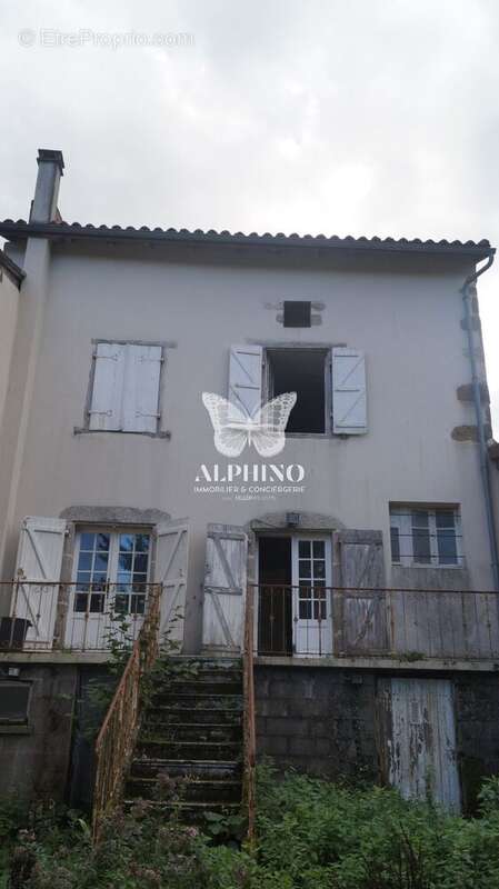 Maison à BUSSIERE-BADIL