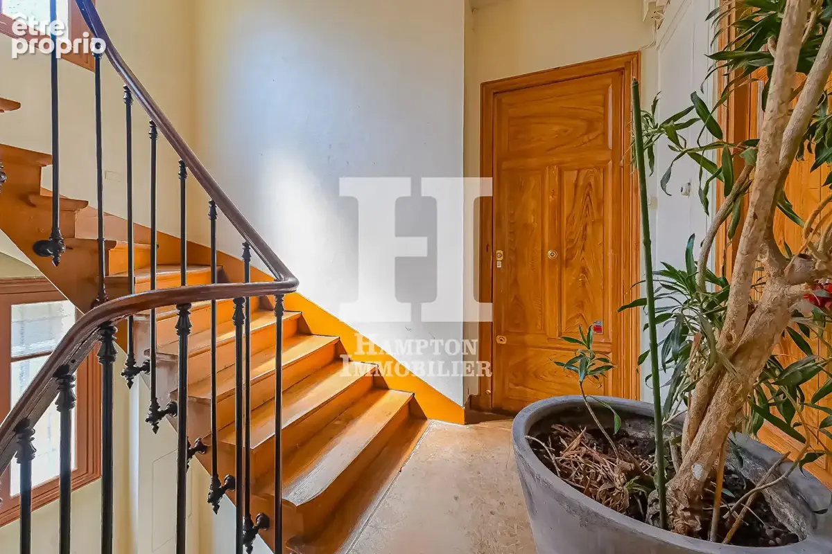 Exclusivité. Butte Bergèyre / Rue Edgar Poe. Studio de 18.72m² - photo 6