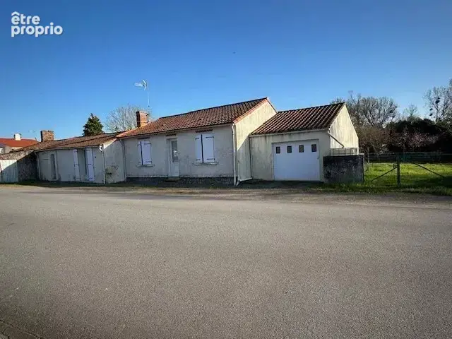Maison à LA CHAPELLE-HERMIER