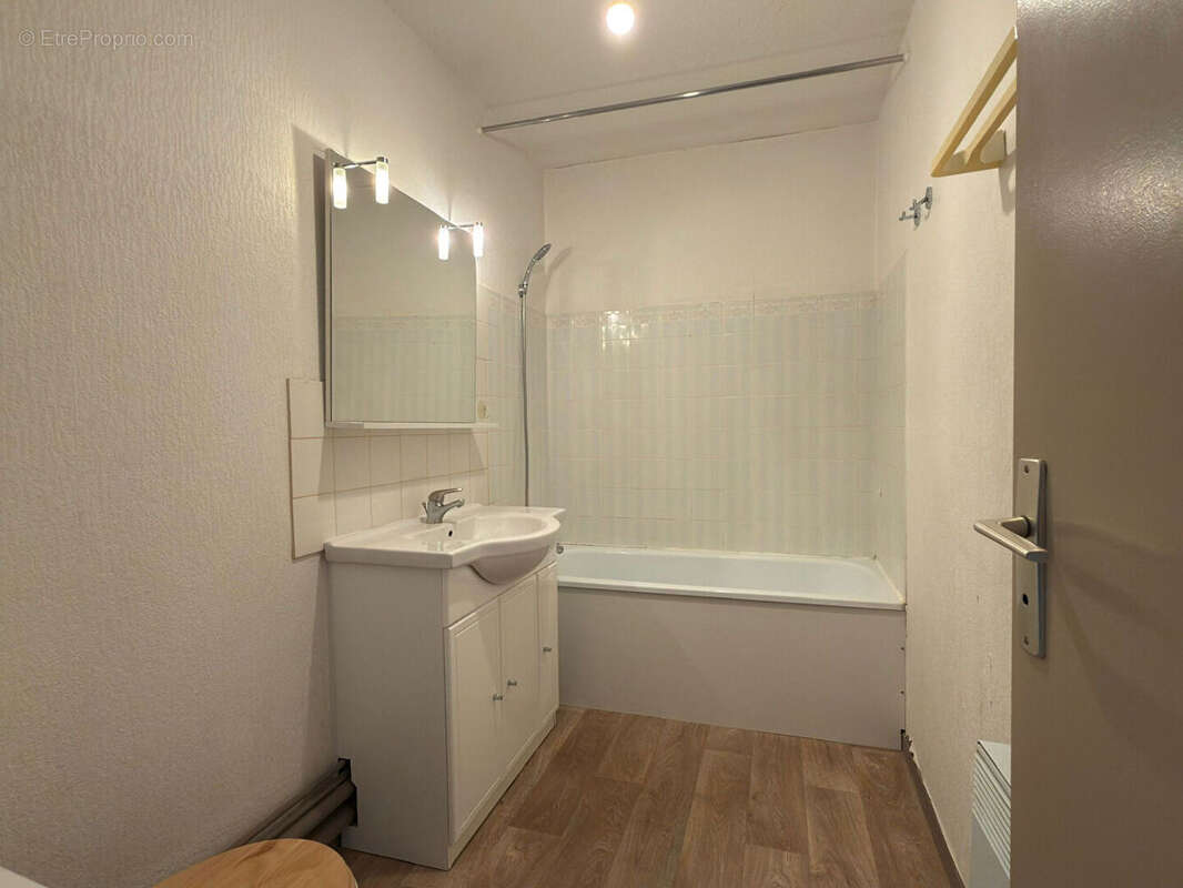 Bordeaux Caudéran Appartement 2 pièce(s) 46.47 m2 - photo 11