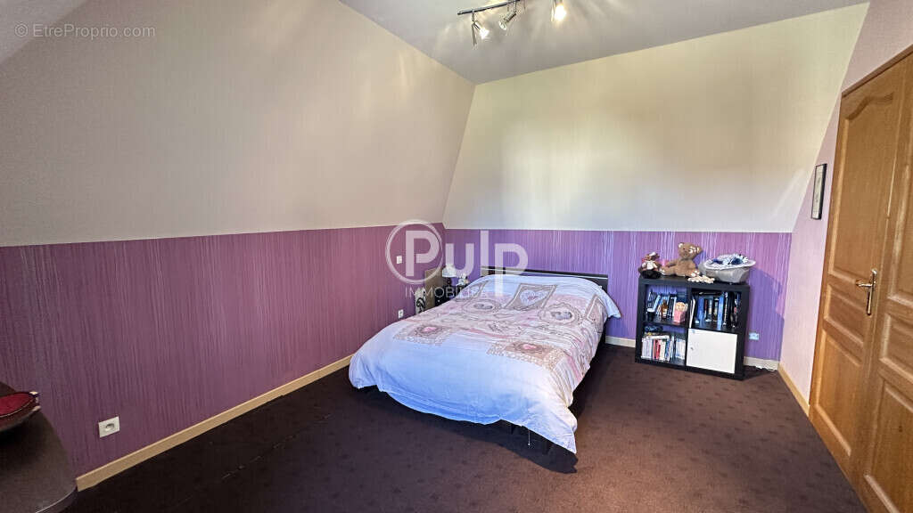 Maison à BRUAY-LA-BUISSIERE