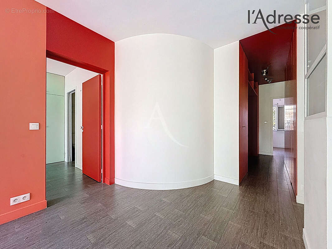 Appartement à SURESNES
