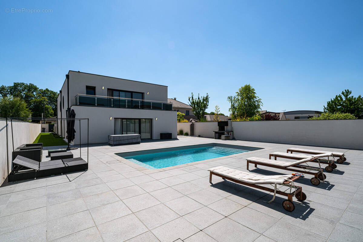 Maison à ISLES-SUR-SUIPPE