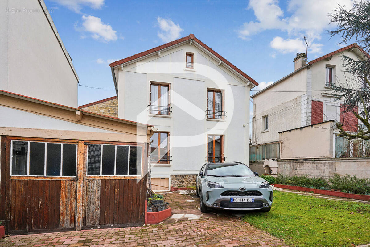 Maison à COLOMBES