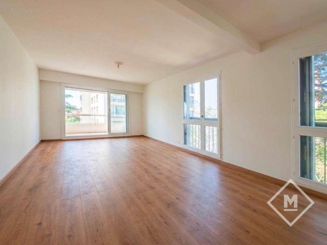 Appartement à MARSEILLE-10E