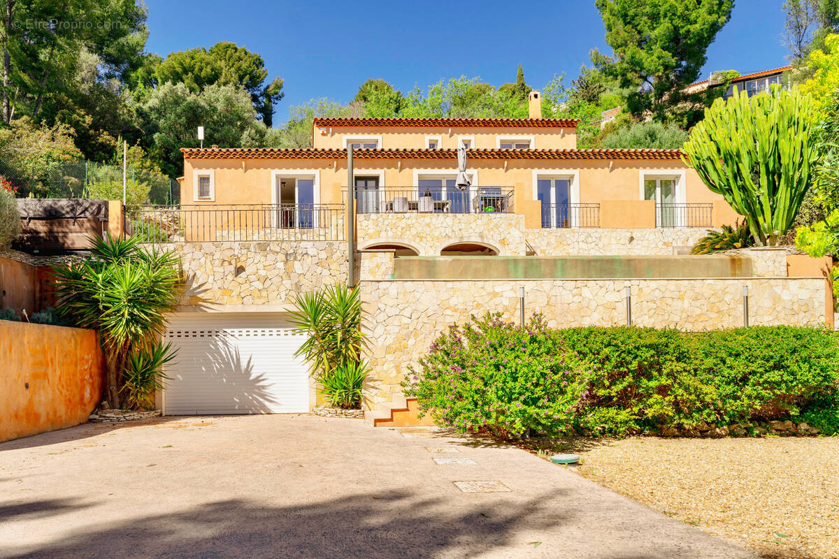Maison à OLLIOULES