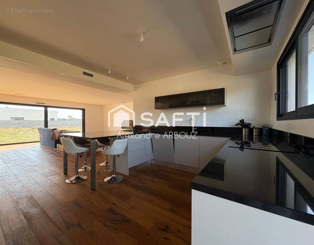 Photo 1 - Maison à CUGNAUX