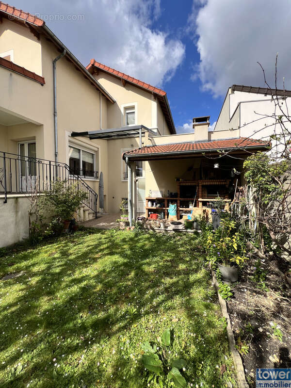 Maison à DRANCY