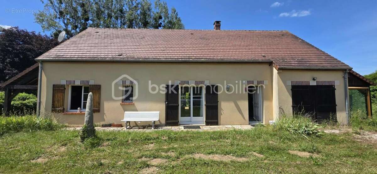Maison familiale 5 chambres, véranda et grand jardin – Chevannes (45) - photo 13