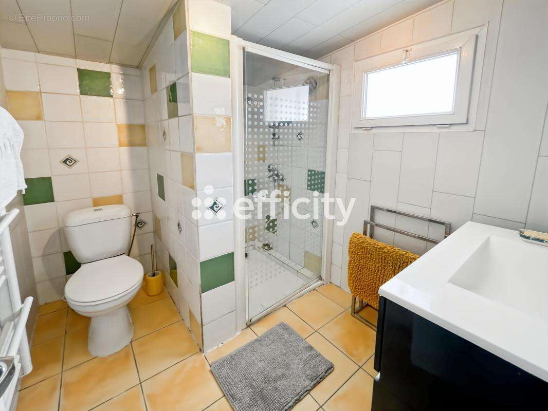 Maison 75 m² à L'aiguillon-Sur-Mer  - photo 9