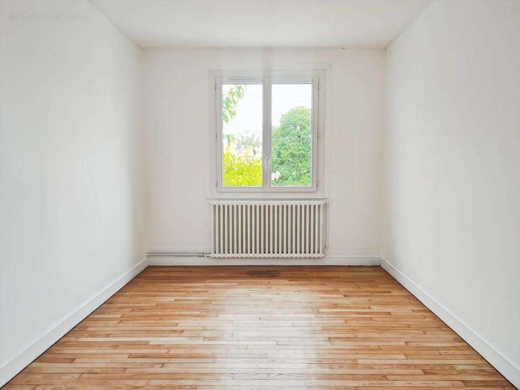 Maison à SAINT-ASTIER