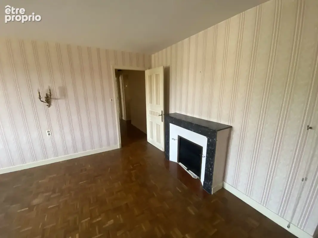 Maison de 138 m2 avec garage et jardin et une grange indépendante - photo 11