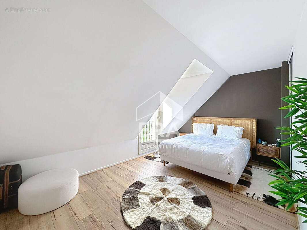 Maison à CONFLANS-SAINTE-HONORINE