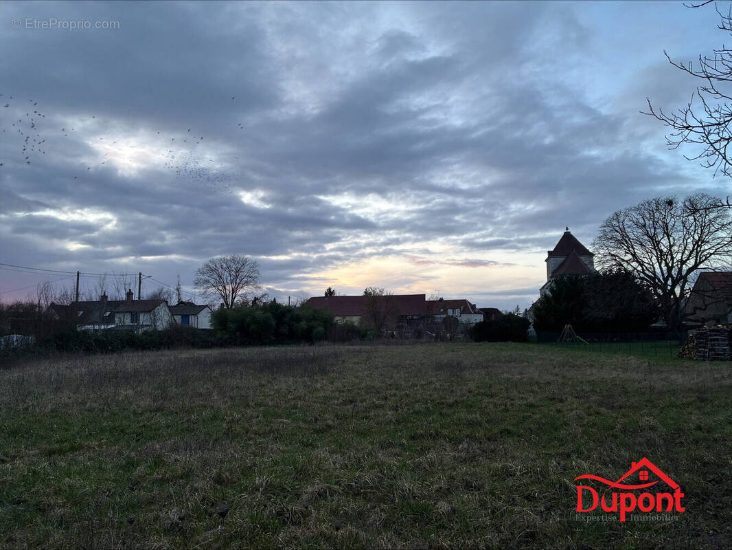 Terrain à SAINT-OULPH