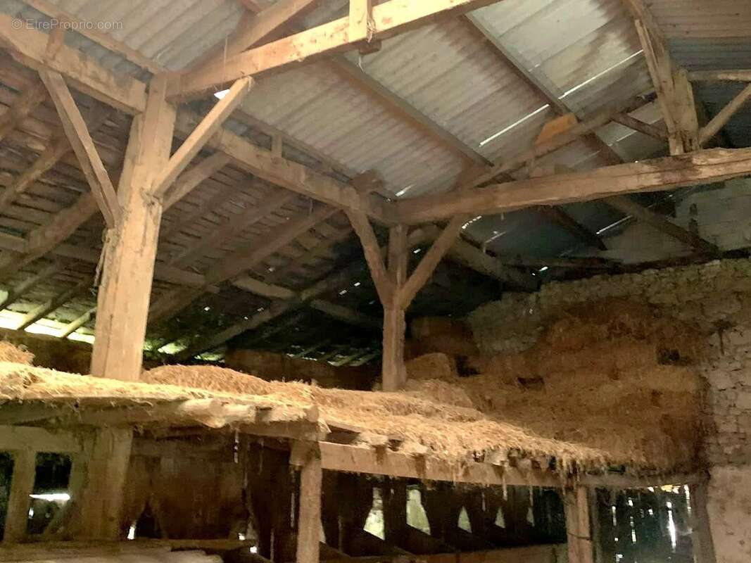 Maison de caractère en pierre rénovée avec vaste grange, près de Lauzun - photo 18