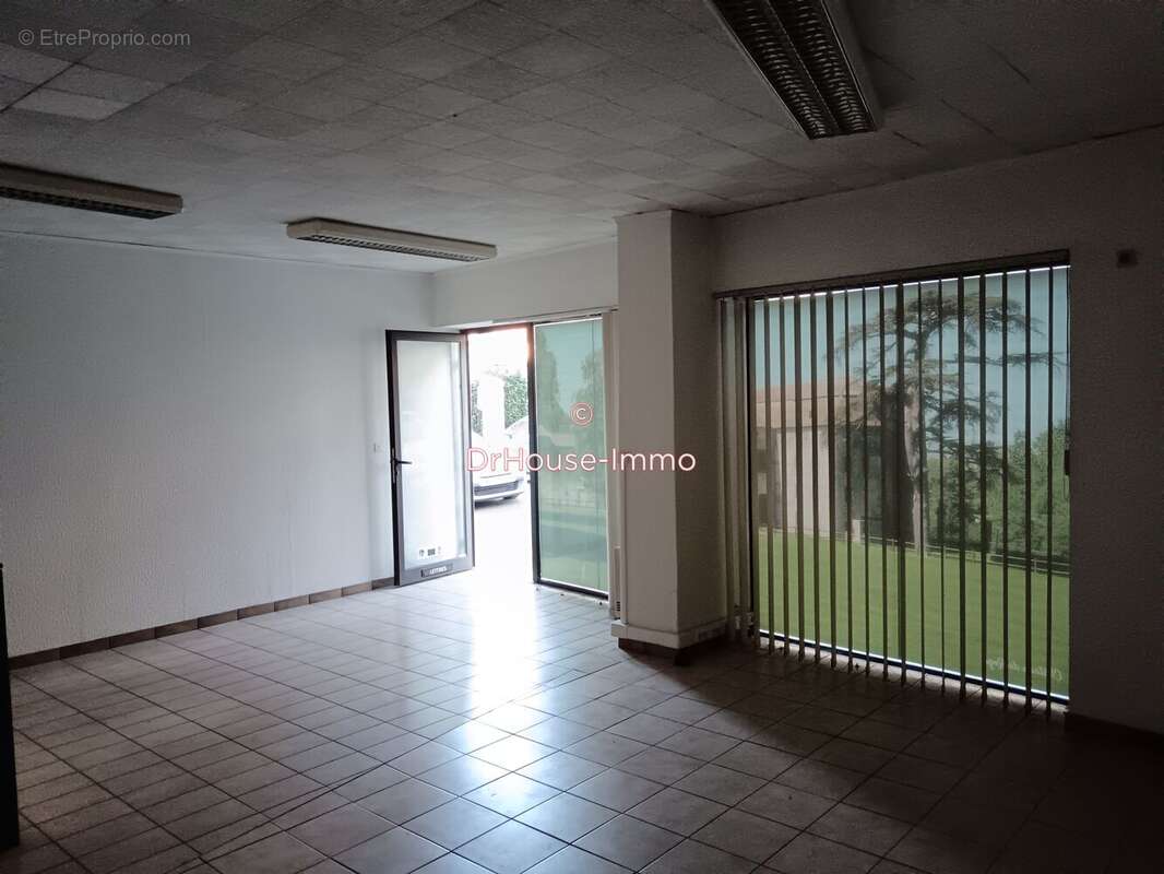 Commerce à VILLENEUVE-SUR-LOT