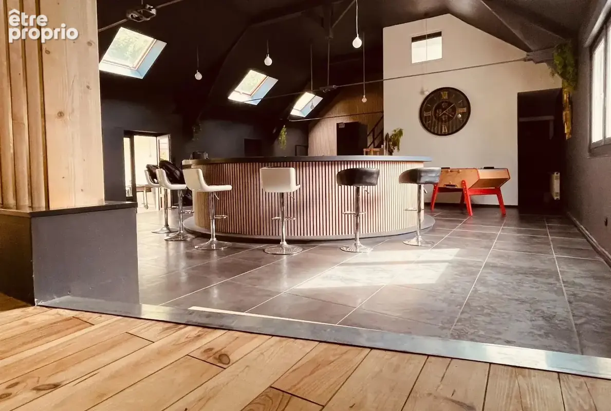 AISNE - Au calme dans village maison de caractère sur 5580 m2 terrain avec terrasses, falaise et bois - photo 9