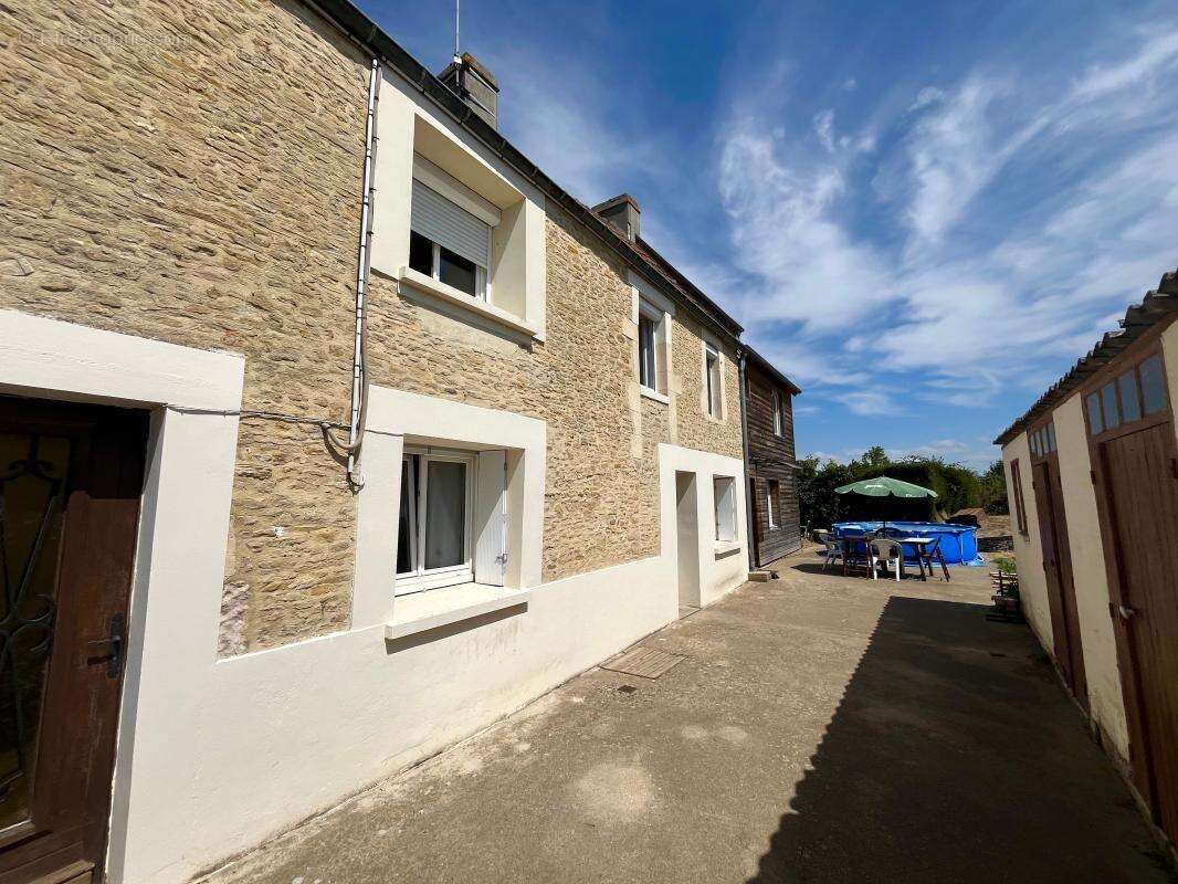 Maison ancienne rénovée de 125 m², Mézidon-Canon - photo 12