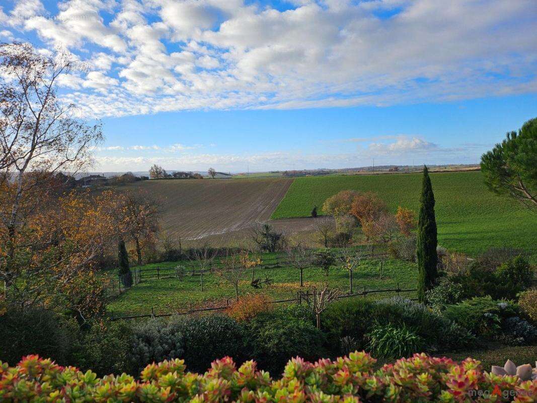 Maison à CASTELNAU-BARBARENS