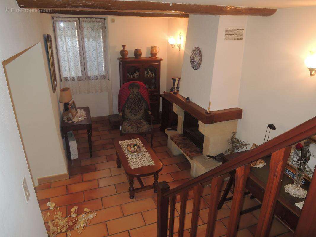 Maison à VINON-SUR-VERDON