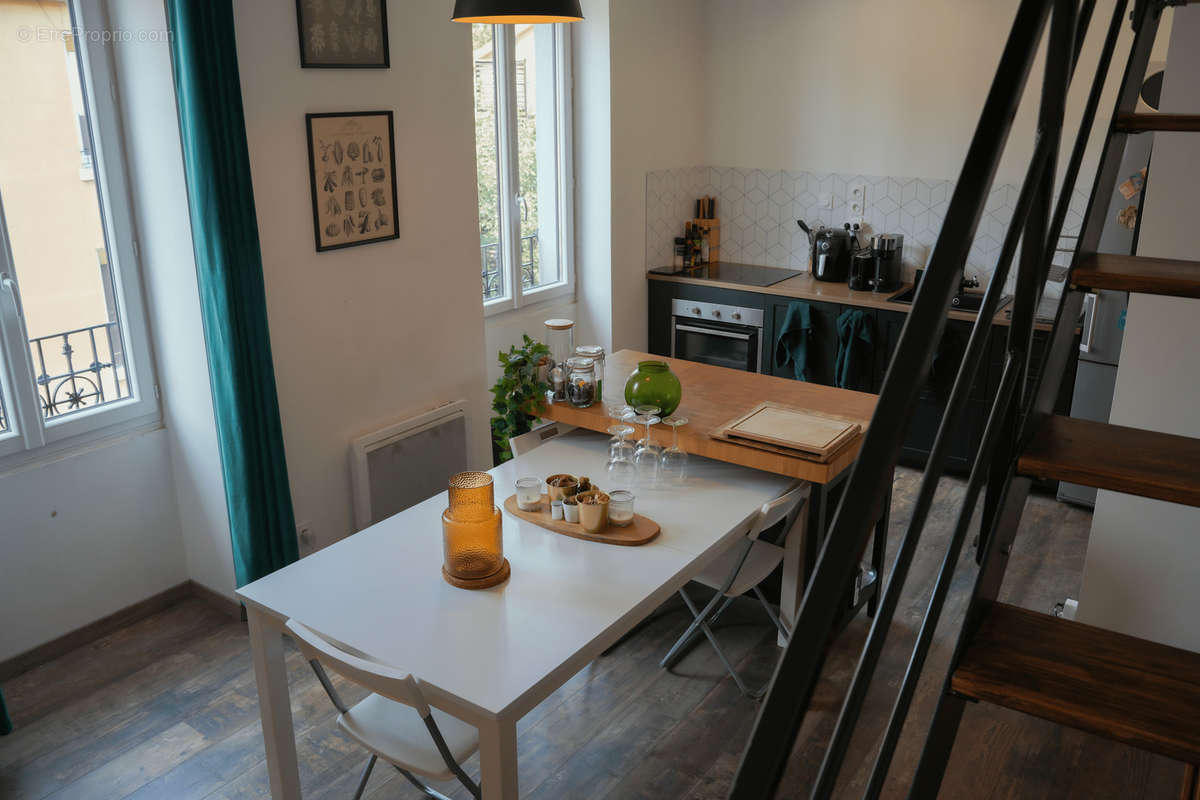 Duplex rénové à Oullins, 65m2 - pied du métro  - photo 3