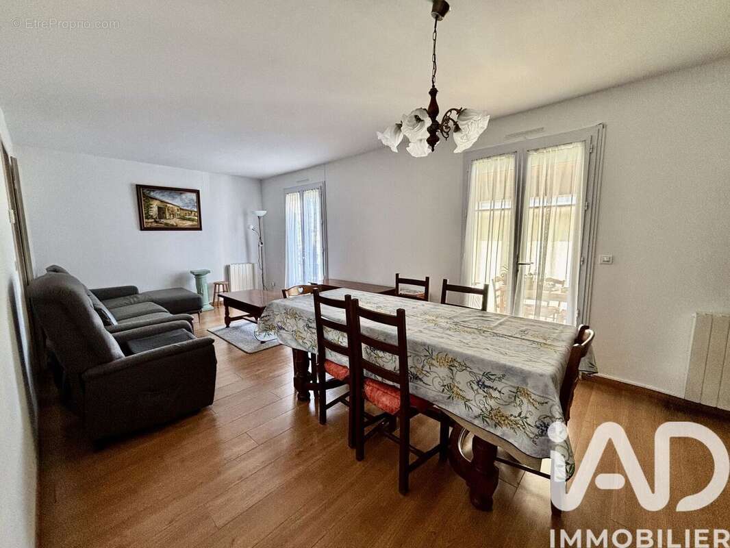 Photo 6 - Maison à CHASSIERS