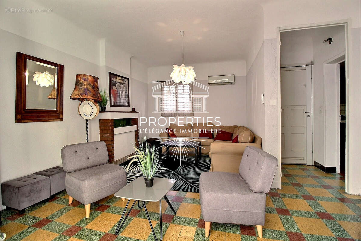 Appartement à LE LAVANDOU