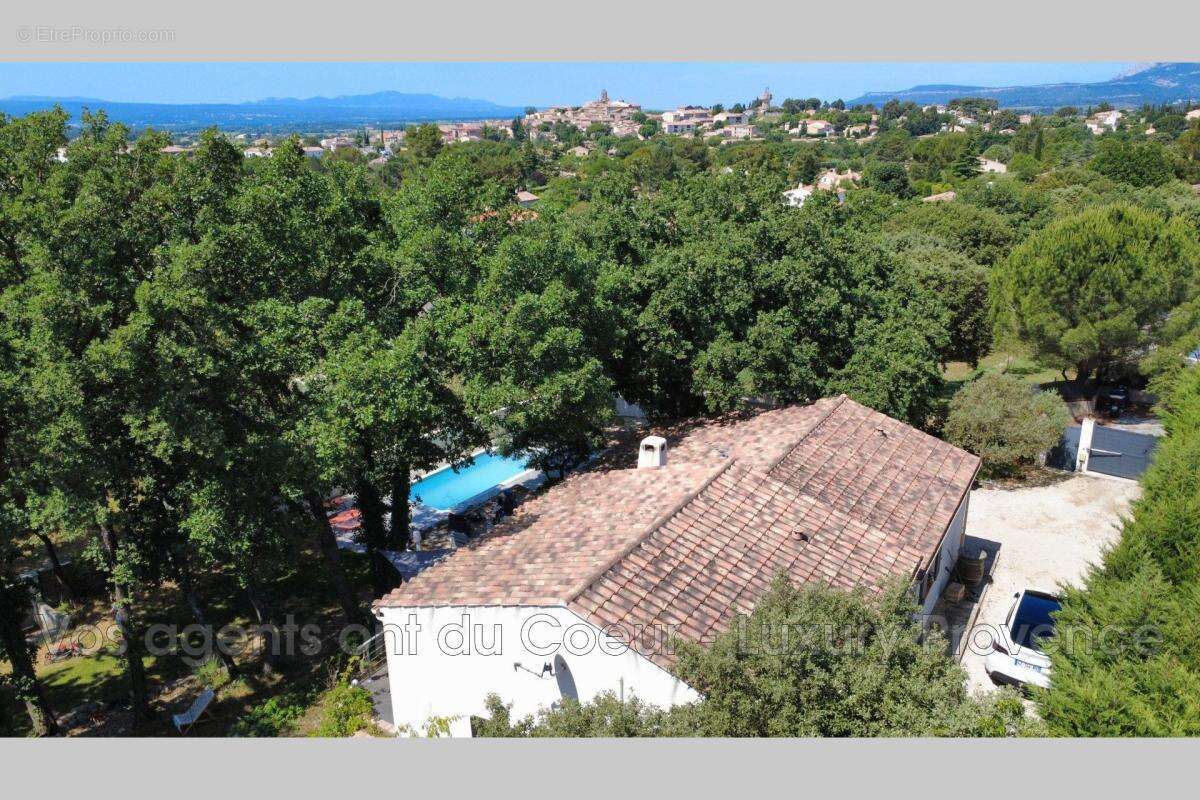 Maison à POURRIERES