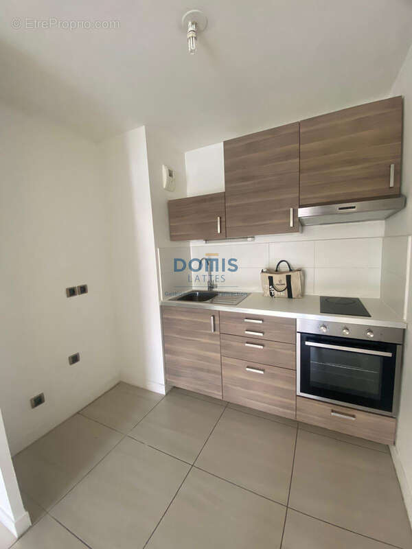 Appartement à LATTES