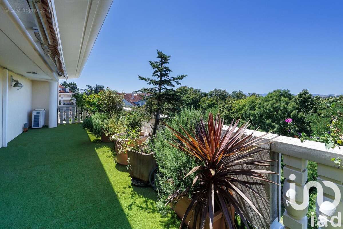 Photo 6 - Appartement à LYON-4E