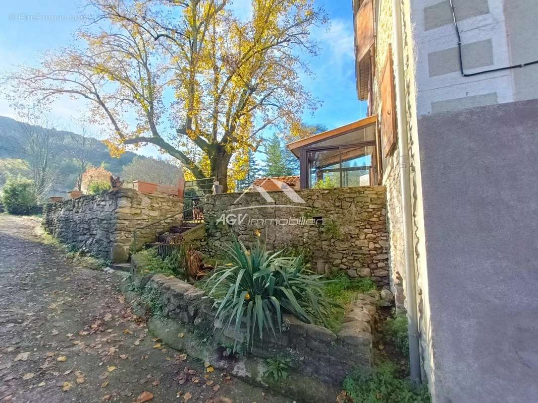 Maison à SAINT-AMBROIX