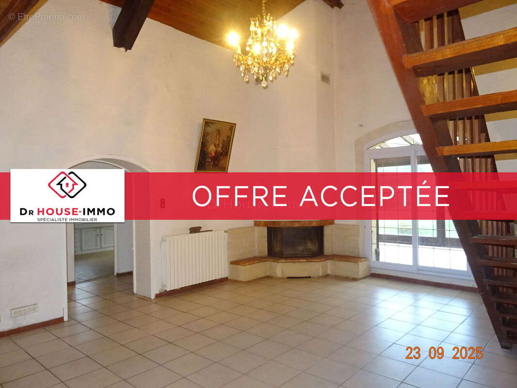 Maison à SAINT-YZAN-DE-SOUDIAC