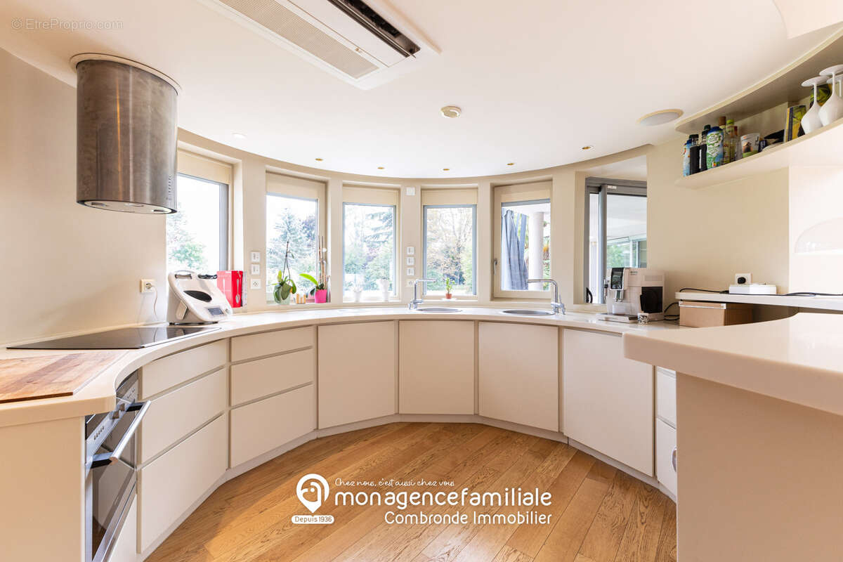 Maison à PONT-DU-CHATEAU