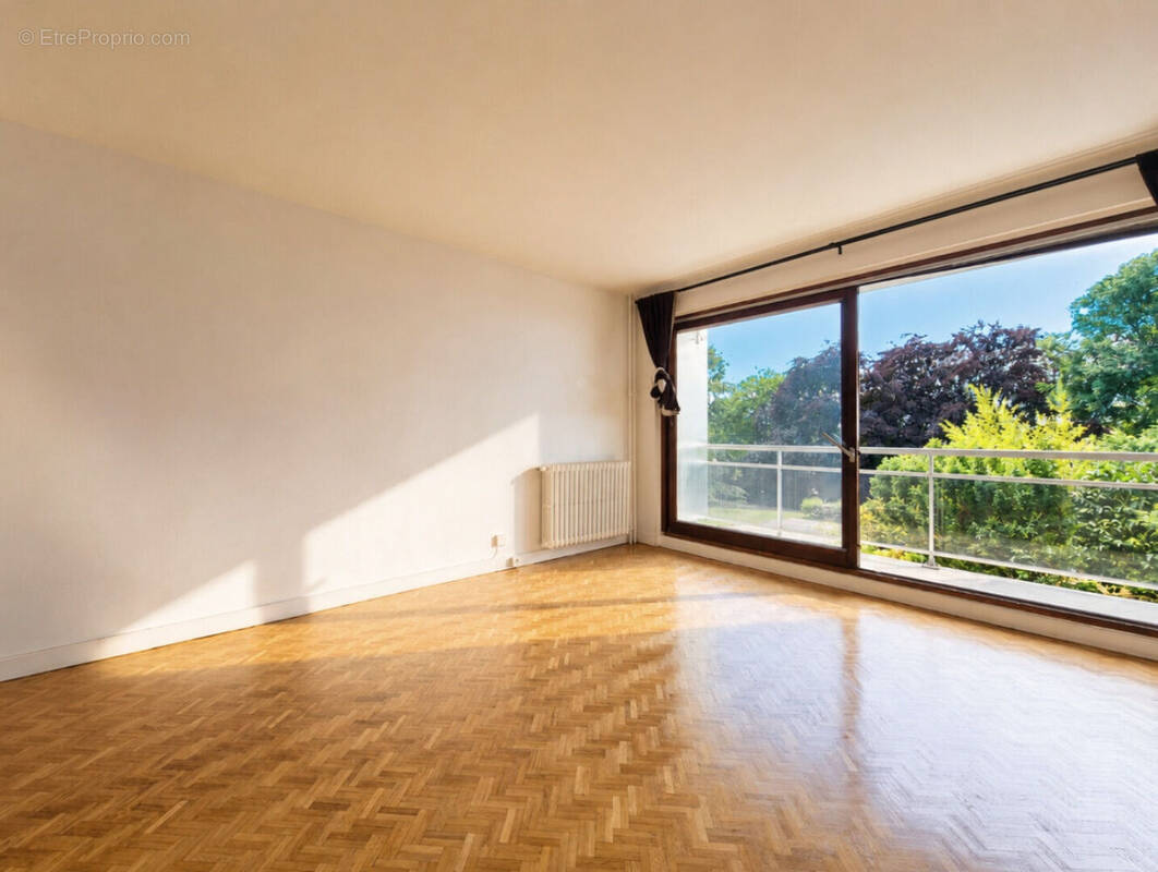 Appartement à FONTENAY-SOUS-BOIS