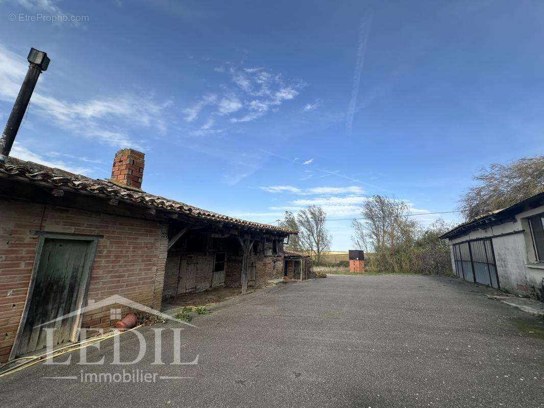 Maison à BEAUMONT-DE-LOMAGNE