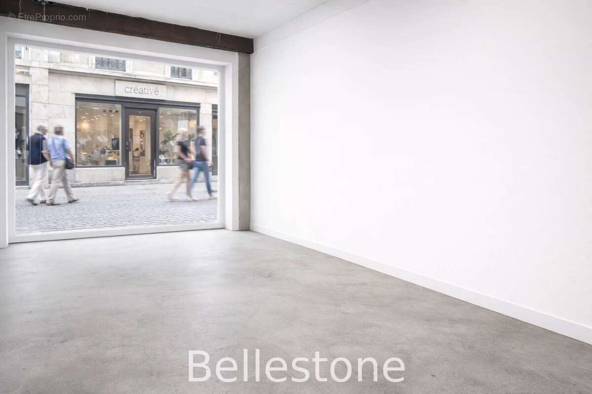 Commerce à TROUVILLE-SUR-MER