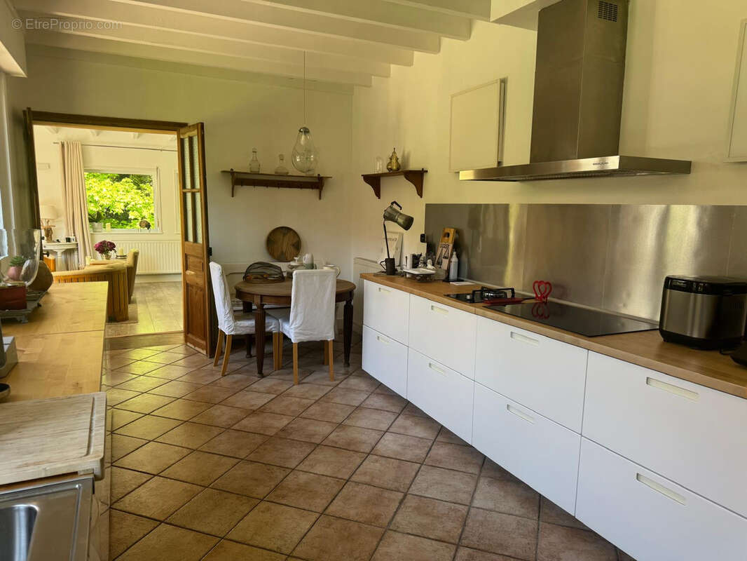 Maison à ERQUINGHEM-LYS