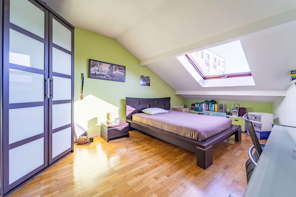Appartement de type T5 en duplex de 122m² avec balcon - photo 11