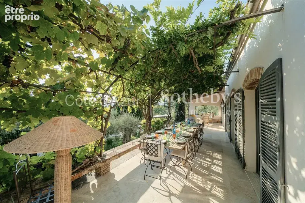 Plascassier, villa rénovée avec piscine et vaste terrain à proximité de Valbonne - photo 18