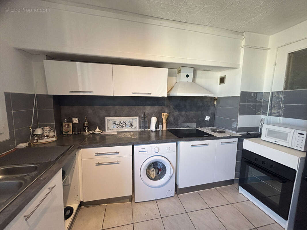 Appartement à MARSEILLE-14E