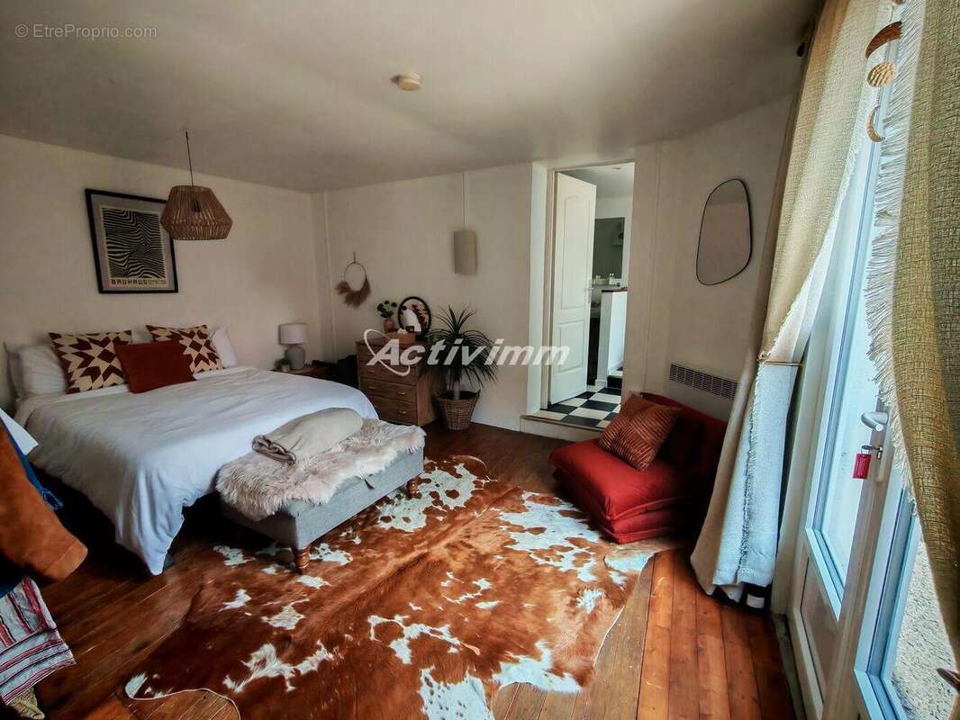 4302 13 - Maison à NEUVILLE-SOUS-MONTREUIL