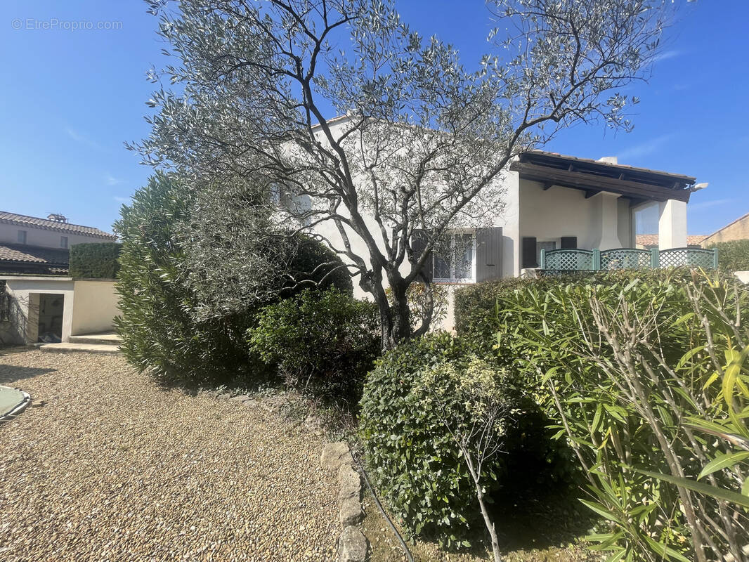 Maison à VAISON-LA-ROMAINE