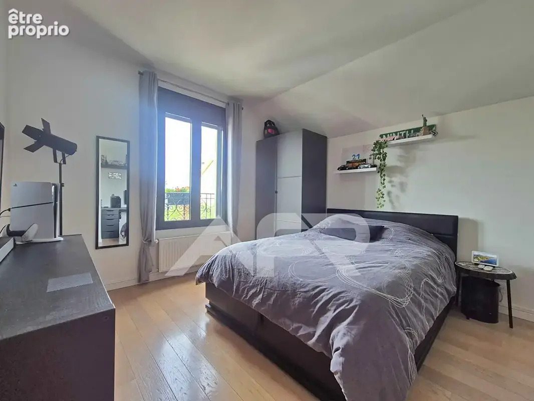Maison rénovée à Chatou avec studio indépendant - photo 27