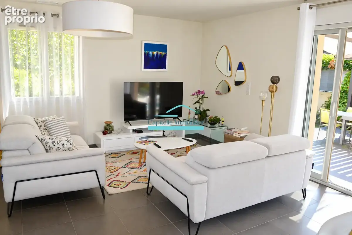 Mireval - Villa de plain pied T5 de 148 m2 terrain 600 m2 piscine - photo 4