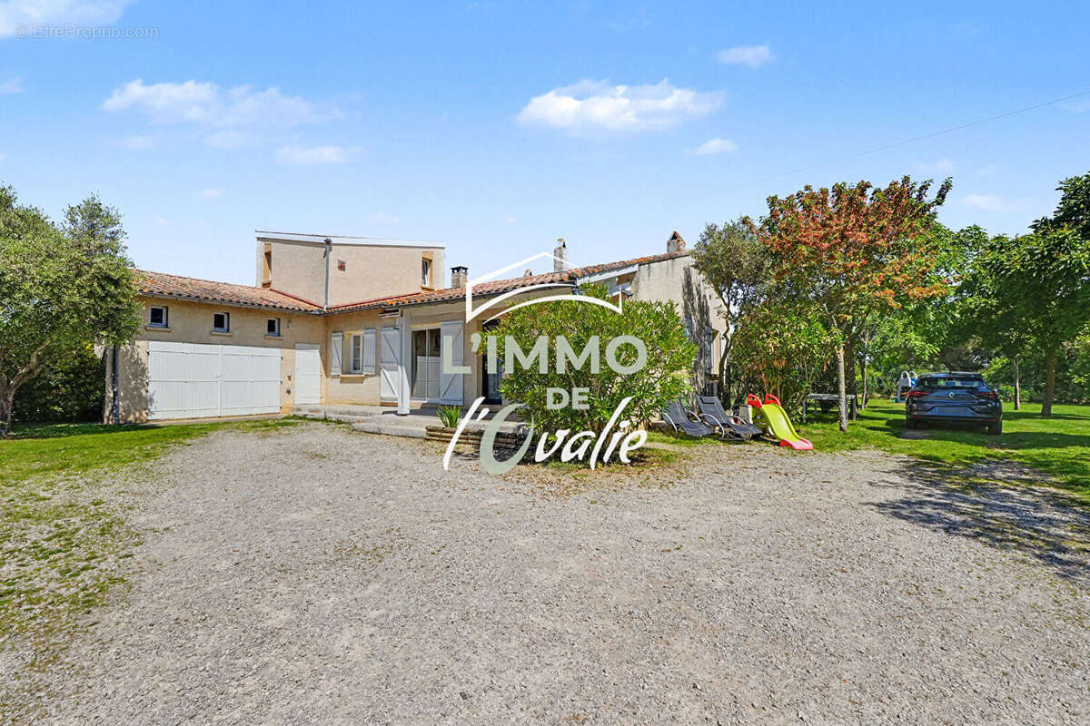 Maison à LARRA