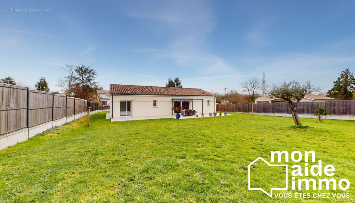 Maison à CAMBLANES-ET-MEYNAC