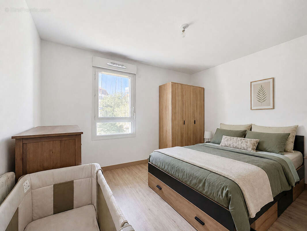 Appartement à POISY