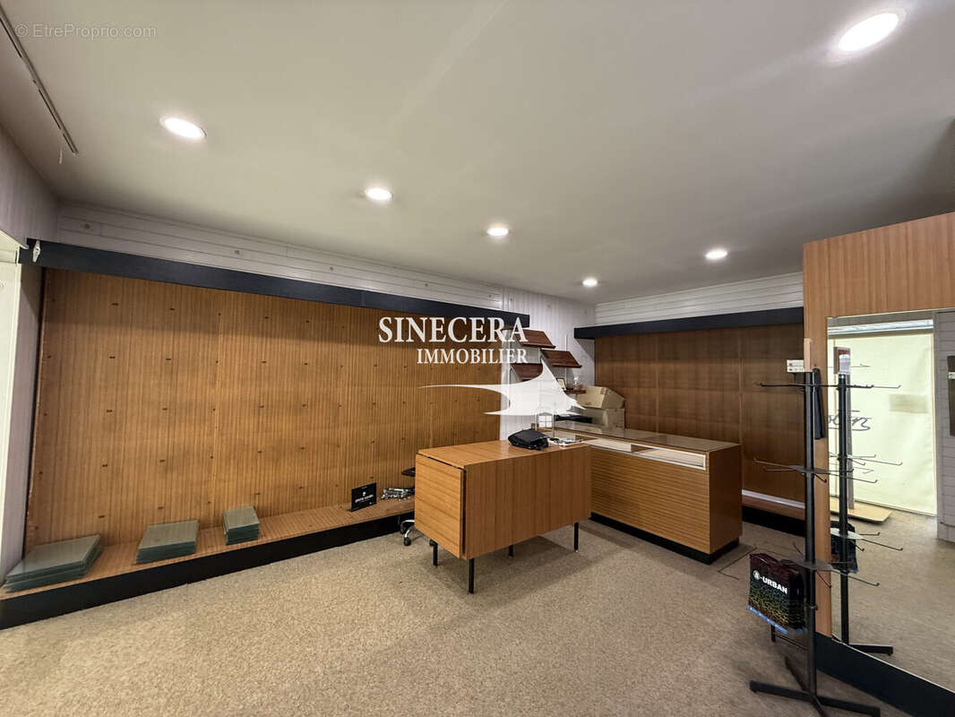 Appartement à SALLES