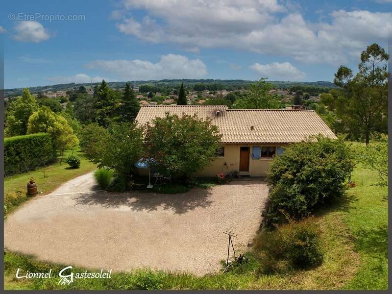 Maison à PORT-SAINTE-FOY-ET-PONCHAPT
